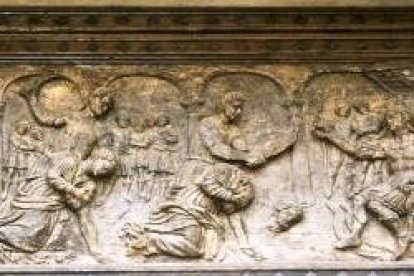 Relieve de la degollación de los santos.