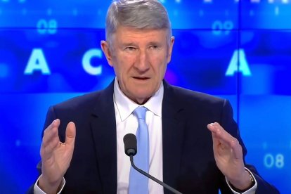 Philippe de Villiers (n. 1949), el creador de Puy du Fou, es un político de larga trayectoria como diputado, eurodiputado, secretario de Estado de Cultura y presidente del Consejo General de la Vendée. Imagen: captura CNews.