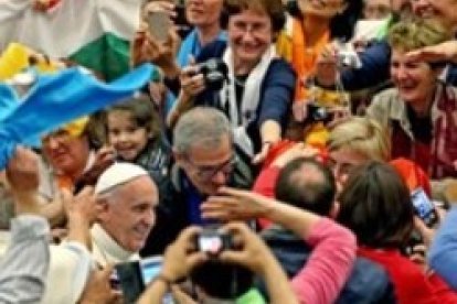 Francisco se encontró con los miembros de Cursillos de Cristiandad en Europa