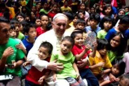 El Pontificio Consejo para las Familias y el Papa difunden entre los niños las enseñanzas sobre la familia