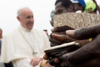 El Papa Francisco ofrece las enseñanzas de la Iglesia como solución a este problema