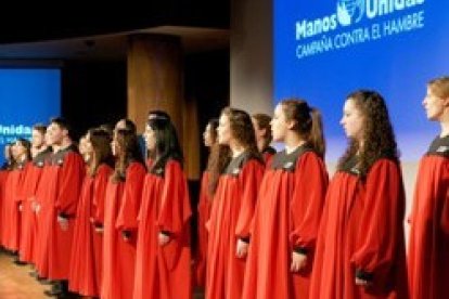 Un coro gospel en un acto de presentación de campaña de Manos Unidas en Madrid en febrero de 2014
