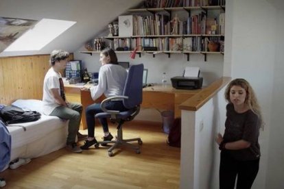 Por muchas razones es una serie clásica de amistades adolescentes... pero con la intervención de Jesús, y un Enemigo