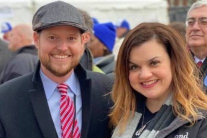 Shawn Carney, CEO de 40 Días por la Vida en EE.UU. (en la imagen, junto a la exdirectiva de Planned Parenthood Abby Johnson) conversa sobre la revocación de Roe vs Wade, los planes de su organización y ofrece algunos consejos para España.