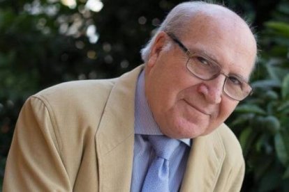 El experimentado doctor Manuel Álvarez Romero habla con El Diario de Sevilla sobre algunas recetas para alcanzar la felicidad y superar el dolor.