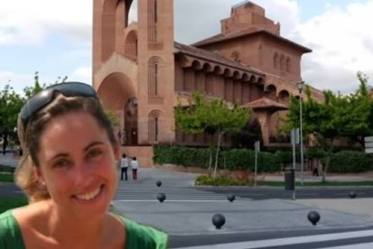 Ana pasó una vida a punto de caer en el agujero negro, pero siempre había "algo" que la sostenía: al recibir los sacramentos por primera vez, comprendió qué había sido.