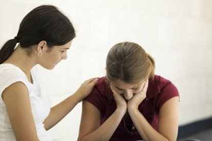 Se trata de un complejo de síntomas físicos, psicológicos y espirituales que pueden sufrir la madre, el padre, o el propio médico.