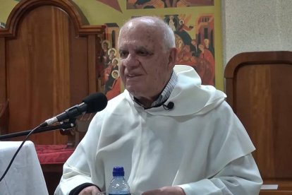 Chus Villarroel predicó la gratuidad de la salvación de Jesucristo como alma y fundamento de la vida espiritual.