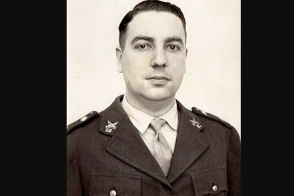 El coronel Argentino del Valle Larrabure aceptó con espíritu cristiano la inmolación de su vida por la Patria asediada por el terrorismo marxista.