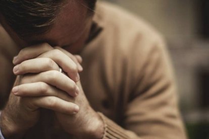 Para el autor, esta sensación de lejanía es subjetiva y suele estar asociada a la presencia de pecado en la persona.