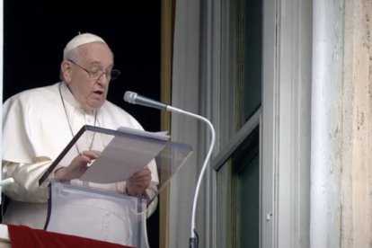 "Su mayor testimonio es que supo unir la caridad al anuncio. Y nos dio este testimonio cuando estaba a punto de morir, cuando, siguiendo el ejemplo de Jesús, perdonó a sus asesinos", dijo el Papa.