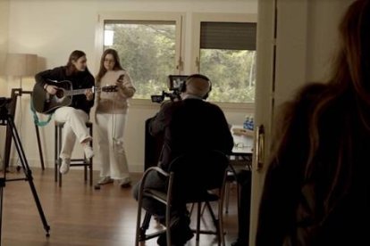 Madre Ven activó a jóvenes y mayores, con oración, música y peregrinación en honor a la Virgen