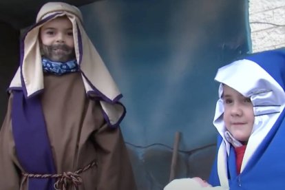 El programa "¡Buenos días, Javi y Mar!", de Cadena Cien, imparte una clase de historia sagrada bastante sui géneris: "Había un rey que dijo que había nacido Jesús. El rey ese malo le quería felicitar, pero le quería matar. Se llamaba Hermione".