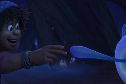 Mucho tentáculo, pseudópodo y cosas raras en una película con adoctrinamiento gay para niños