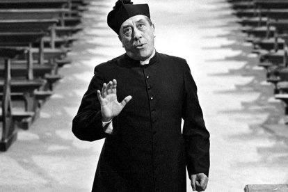 Las inolvidables conversaciones de Don Camilo con el Crucifijo de su iglesia: cuando Fernandel conoció el guion, estuvo a punto de rechazarlo al pensar que aquello podía ser blasfemo. Hasta que comprendió que era todo lo contrario.