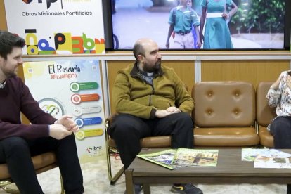 "Al igual que las monjas de clausura nos recuerdan a todos los cristianos que tenemos que rezar, los misioneros nos recuerdan que en nuestra vida personal tenemos que evangelizar", dice Paula.