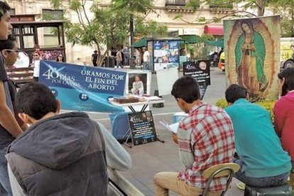 Los organizadores de 40 Días por la Vida anuncian las fechas de su próxima campaña, del 2 de marzo al 10 de abril, que realizarán pese a las posibles represalias de multas o prisión.