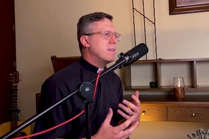 ¿Es cierto aquello de que Dios envía la pareja ideal? Responde el sacerdote Mariusz Maka.