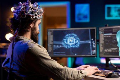 "Si la IA pudo esclavizarme a mí, ¿cuál podría ser el impacto si la IA se vuelve omnipresente para toda una generación?", se plantea Robin Mark Phillips.