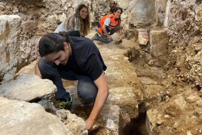 Excavaciones en la basílica del Santo Sepulcro de Jerusalén.