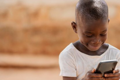 "La influencia de Internet, las redes y la televisión es muy poderosa. No somos inmunes a las ideologías. Hay mucho más individualismo, materialismo y tenemos muchos divorcios".