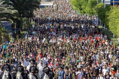 La romería de la Santa Faz peregrina más multitudinaria de la historia.