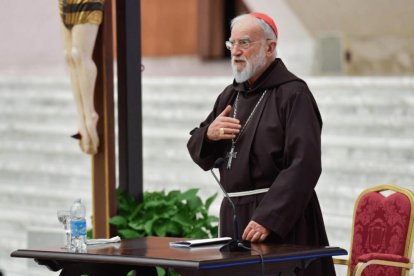 El cardenal Raniero Cantalamessa en una de sus predicaciones a la Curia, fue el predicador pontificio 45 años