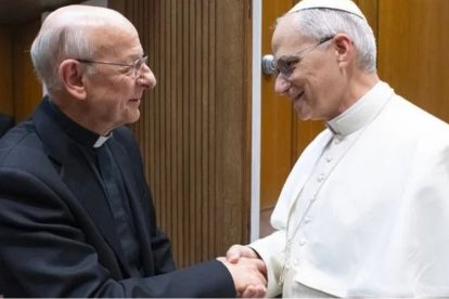 Fernando Ocáriz, prelado del Opus Dei, fue recibido por el Papa León en su primer miércoles como Pontífice