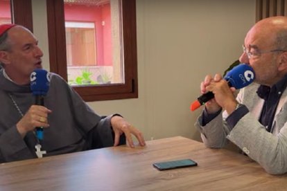 El cardenal Bustillo, un navarro obispo en Córcega, habla del Papa León XIV y el Cónclave