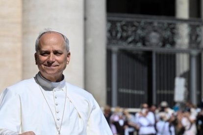 El Papa León XIV habla con Vladimir Putin.