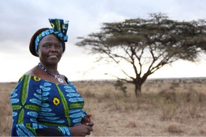 Wangari Maathai, doctora en Veterinaria, impulsó que se plantaran 50 millones de árboles y fue la primera africana en conseguir un Premio Nobel