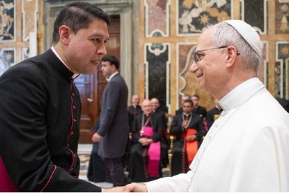 Salas Castañeda saluda a León XIV al inicio de su Pontificado