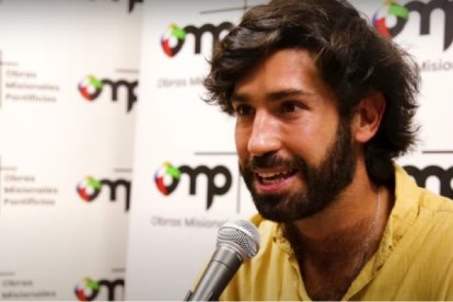 Carlos Bobillo, impulsor de la Asociación Solidaria Universitaria, que colabora con misioneros e iglesias locales