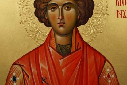 Un icono de estilo oriental con el médico mártir San Pantaleón, martirizado en el año 303 por el emperador Galerio