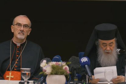 El cardenal Pizzaballa y Teófilo III, durante una reciente rueda de prensa.
