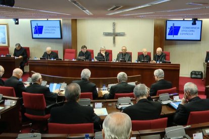 España lleva un rumbo ominoso y algunos representantes significativos de la Iglesia española parecen considerar mal cristiano a todo el que quiera revertir ese rumbo.