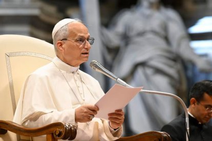 León XIV anuncia una política de continuidad con Francisco sobre las diaconisas.