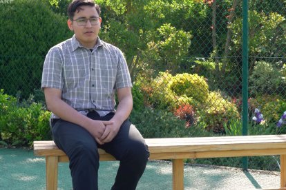 Ángel David, seminarista tabasqueño de 20 años, se forma en España gracias a Fundación CARF para ser sacerdote.