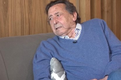 Alfonso Ussía ha sido uno de los grandes maestros del columnismo y de la literatura de humor de las últimas décadas.