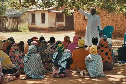 Los catequistas son fundamentales para la transmisión y conservación de la fe allí donde los sacerdotes no llegan con la frecuencia deseada.