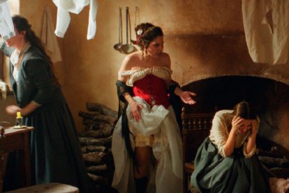 Una escena de la película Las Locas del Obelisco, sobre las primeras trinitarias en el Madrid del siglo XIX