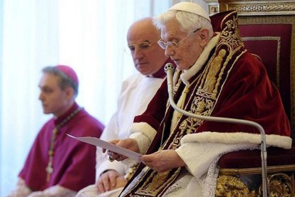 Benedicto XVI, al anunciar su renuncia el 28 de enero de 2013 en latín, muchos no entendían lo que estaba diciendo
