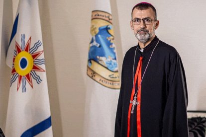 Amel Shamon Nona, que fue arzobispo caldeo en Mosul, y luego en la diáspora en Australia, es el nuevo Patriarca caldeo, Pablo III