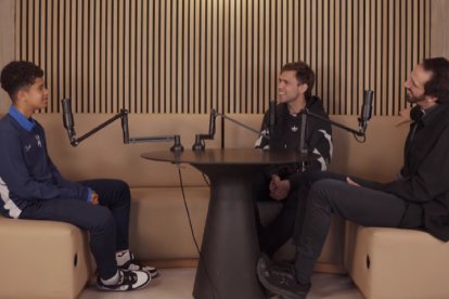 En el podcast Una Iglesia Mil Voces reflexionan sobre el fútbol y la fe de los jóvenes y la visita de Léon XIV a España