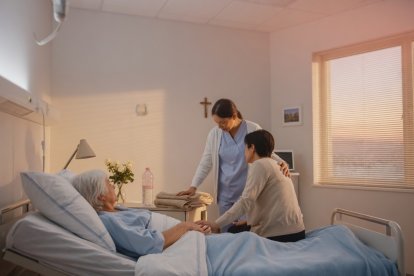 Antes que en los debates, la bioética se decide junto a la cama del enfermo.