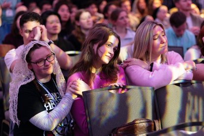 Jóvenes católicos asistentes al evento Seek25, uno de los principales eventos evangelizadores de Estados Unidos.