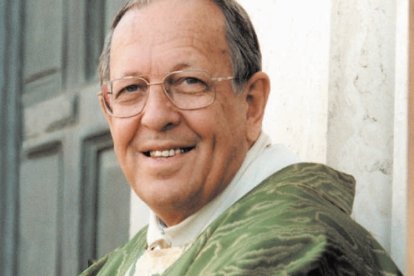 Emiliano Tardif, misionero del Sagrado Corazón, predicador itinerante, llenaba estadios con misas de sanación