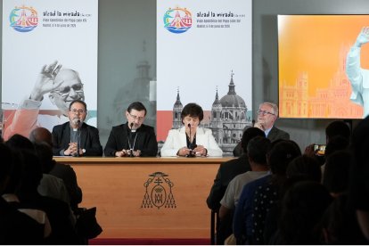 La diócesis de Madrid presenta los actos de la visita papal, con el obispo Vicente Martín, el cardenal Cobo, Laura Moreno y Yago de la Cierba