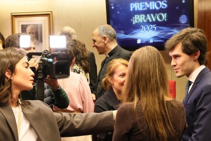 Entrega de los Premios Bravo 2025, en mayo de 2026, en Conferencia Episcopal; no fueron los premiados más famosos.