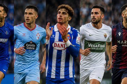 Una representación de jugadores del Getafe, Celta, Espanyol, Elche y Levante, equipos ganadores de esta "Liga de los Talentos"